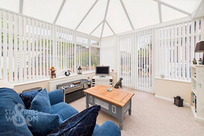 2 Bedroom Detached Bungalow For Sale In Sutton Crescent, Freethorpe, Norwich, NR13