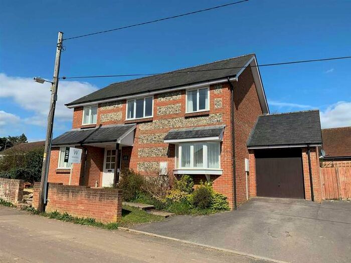 4 Bedroom Detached House To Rent In Whiteparish - The Green, SP5