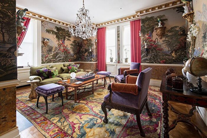 5 Bedroom Terraced House For Sale In Cadogan Gardens, London, SW3