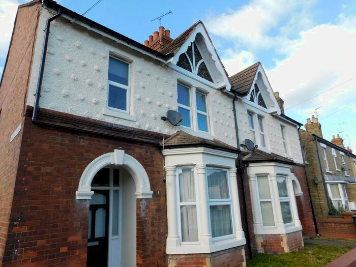 1 Bedroom Flat To Rent In Paston Lane, Walton, Peterborough, PE4