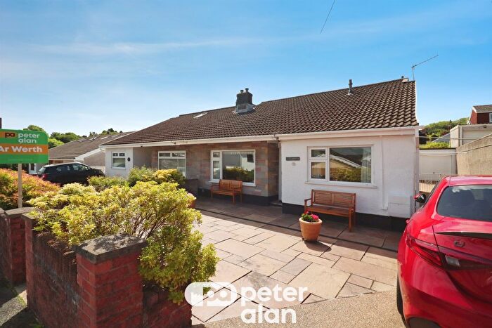 3 Bedroom Semi-Detached Bungalow For Sale In Yr Ysfa, Maesteg, CF34