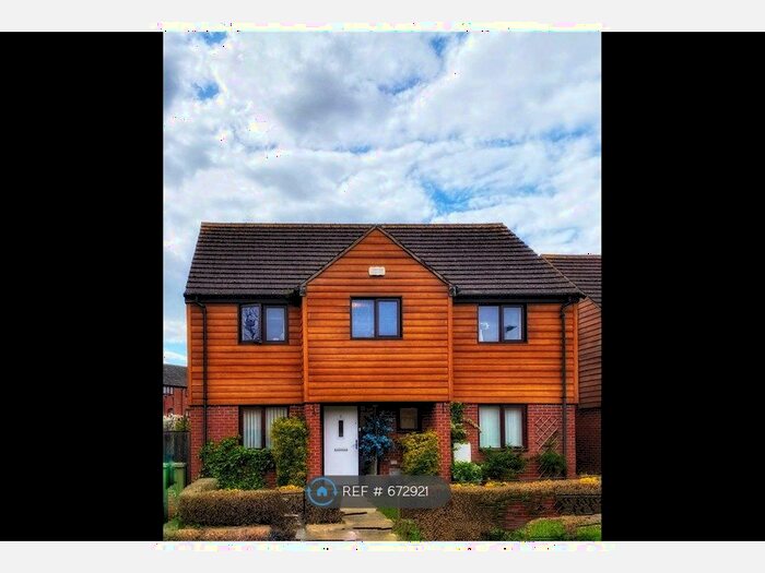 4 Bedroom Detached House To Rent In Ulverston Crescent, Broughton, Milton Keynes, MK10