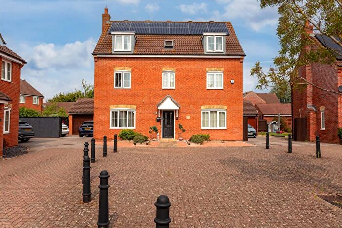 5 Bedroom Detached House For Sale In Spriggs Close, Clapham, Beds, MK41