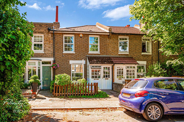 2 Bedroom Terraced House For Sale In Lyveden Road, Blackheath, SE3