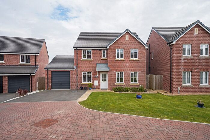4 Bedroom Detached House For Sale In Clos Benallt Fawr, Fforest, Pontarddulais, Swansea, SA4