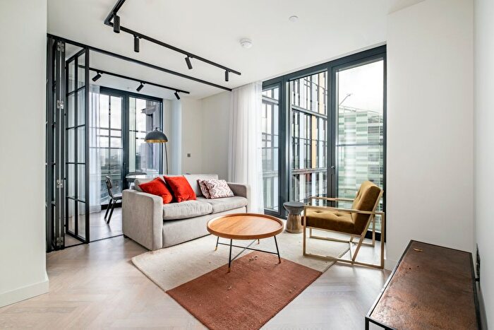 1 Bedroom Flat To Rent In Sun Street, London, EC2A