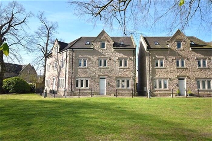 4 Bedroom Mews To Rent In West Park Mews, West Park Drive, Macclesfield, SK10