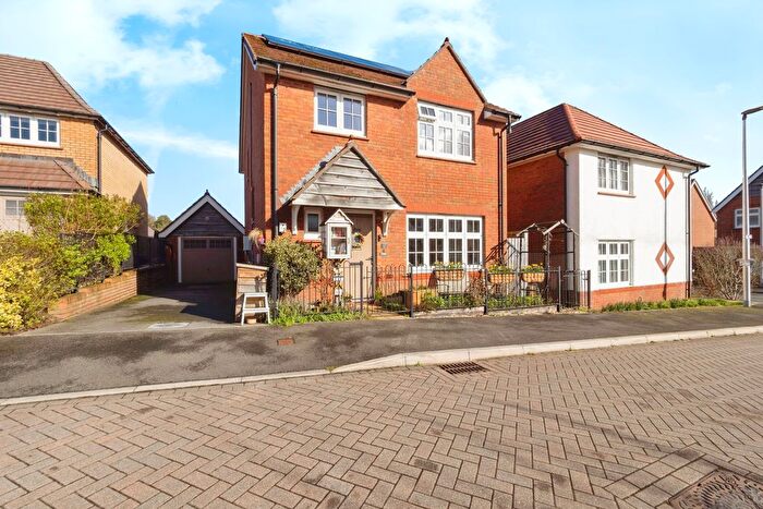 4 Bedroom Detached House For Sale In Primrose Drive, Newton Abbot, TQ12