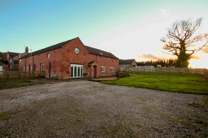 3 Bedroom Barn Conversion To Rent In Nantwich Road, Audley, Stoke-On-Trent ST7