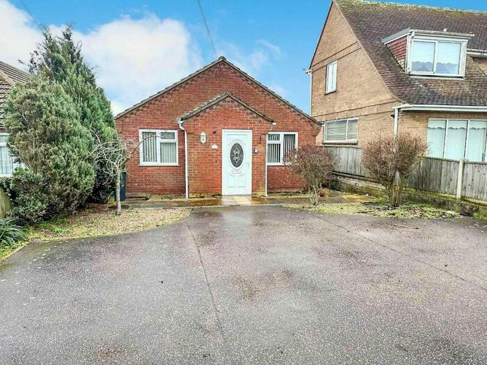 3 Bedroom Bungalow To Rent In Norwich Road, Caister-On-Sea, Great Yarmouth, Norfolk, NR30