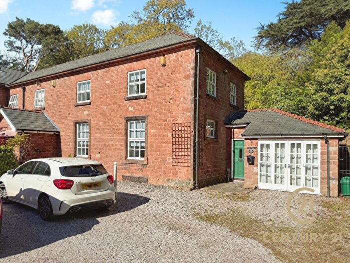 2 Bedroom Cottage To Rent In Ye Priory Court, Calderstones, Liverpool, L25