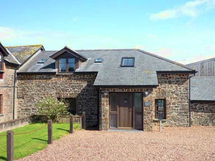 2 Bedroom Property To Rent In Launcells, Bude, EX23