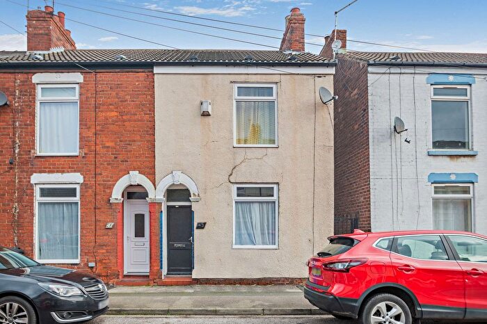 2 Bedroom Terraced House For Sale In Steynburg Street, Hull, HU9
