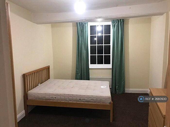 Studio To Rent In Wincheap, Canterbury, CT1