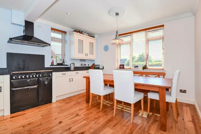 5 Bedroom Detached House For Sale In Downsview Gardens, Dorking, RH4