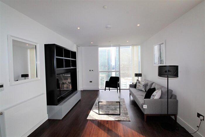 2 Bedroom Apartment To Rent In Maine Tower, E14