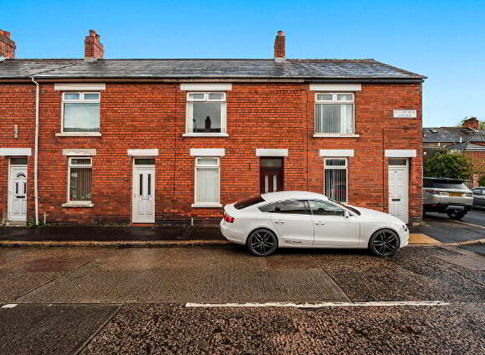 2 Bedroom Mid Terraced House For Sale In Kitchener Street, Belfast, BT12
