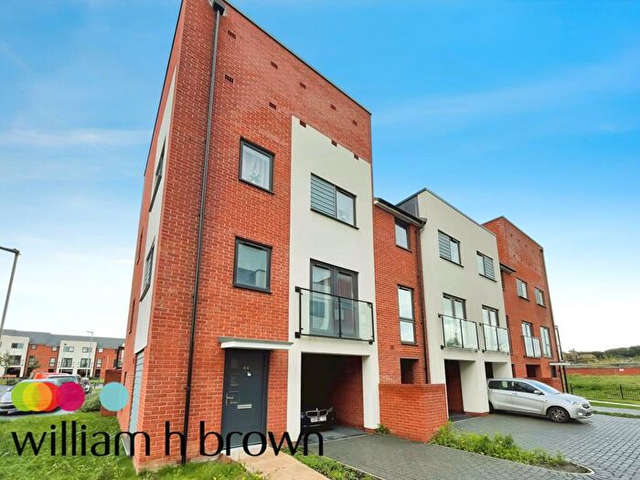 4 Bedroom Town House To Rent In Davidson Close, Ipswich, IP2
