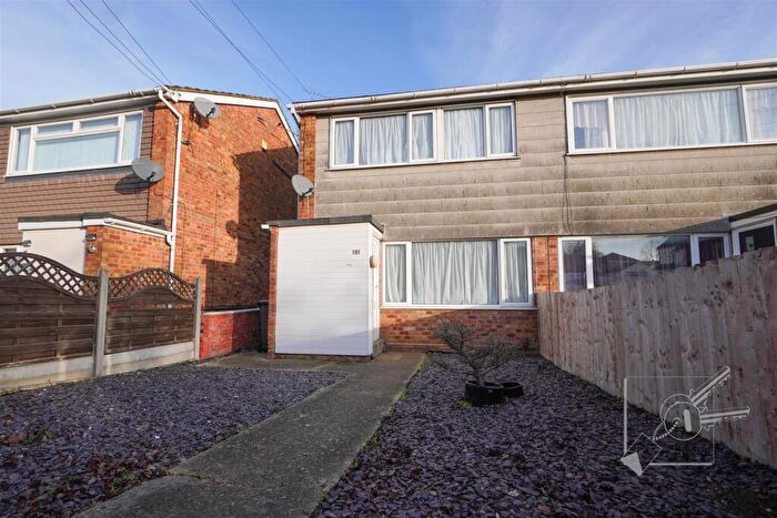 3 Bedroom End Of Terrace House For Sale In Rochester Road, Gravesend, DA12