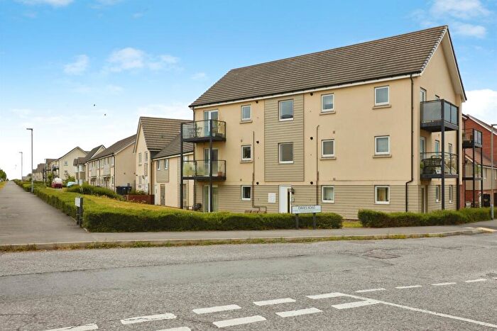 1 Bedroom Apartment For Sale In Davies Road, Longhedge, Salisbury, SP4