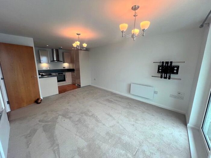 2 Bedroom Flat To Rent In Havannah Street, Cardiff, CF10