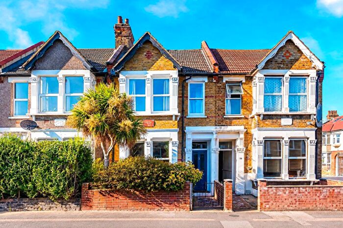 3 Bedroom Terraced House For Sale In Oliver Road, Walthamstow, London, E17