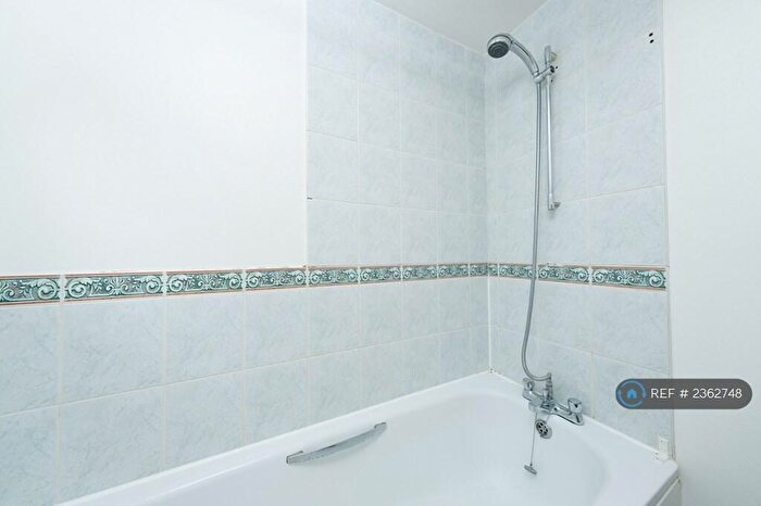 1 Bedroom Flat To Rent In Britannia Court, Brighton Marina Village, Brighton, BN2