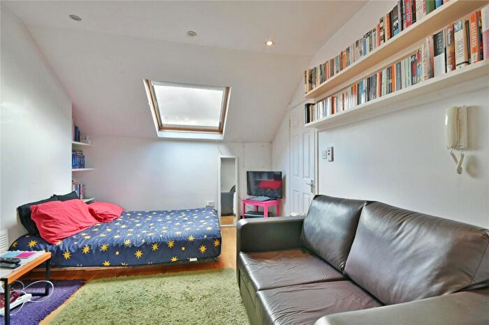 Studio To Rent In Sherriff Road, West Hampstead, NW6