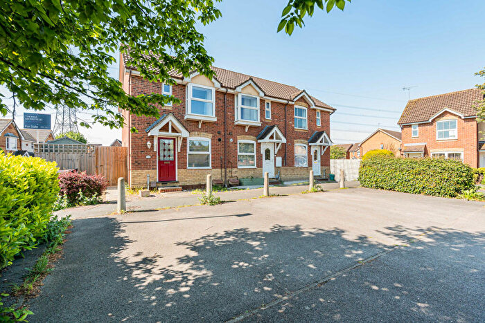 2 Bedroom End Of Terrace House For Sale In Brunstock Beck, Didcot, OX11