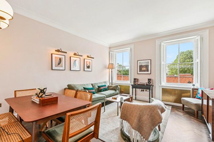 1 Bedroom Flat To Rent In Ennismore Gardens, Knightsbridge, London, SW7