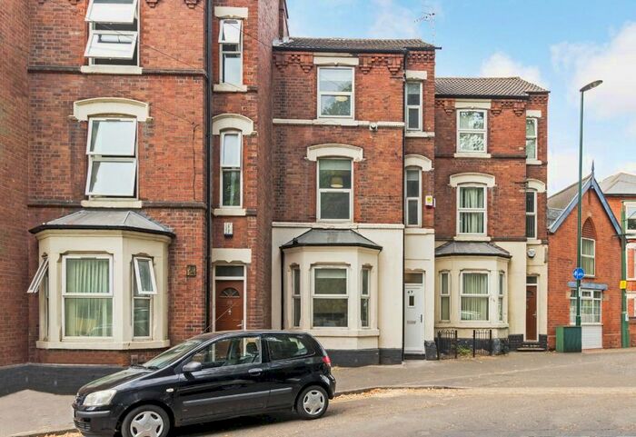 5 Bedroom Terraced House To Rent In Bentinck Road, The Arboretum, Nottingham, NG7