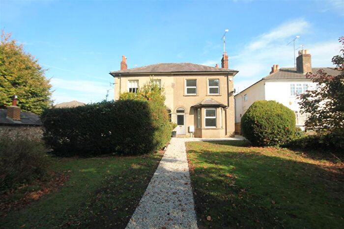 3 Bedroom Semi-Detached House To Rent In Poplar Road, Leatherhead, KT22