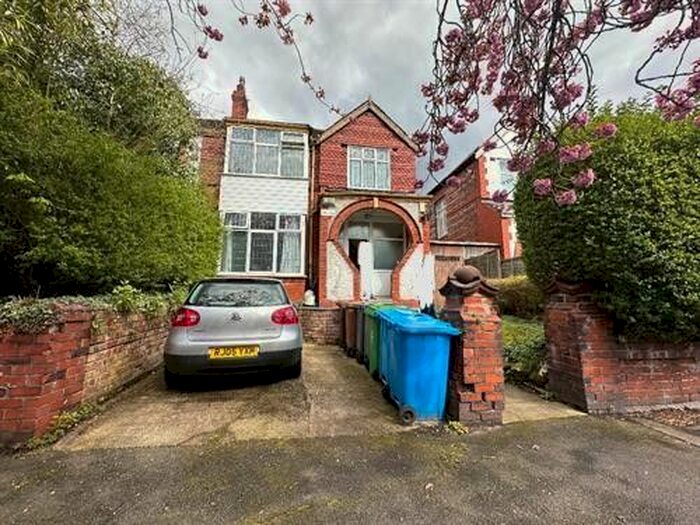 4 Bedroom Semi-Detached House To Rent In Rowan Avenue, Manchester, M16