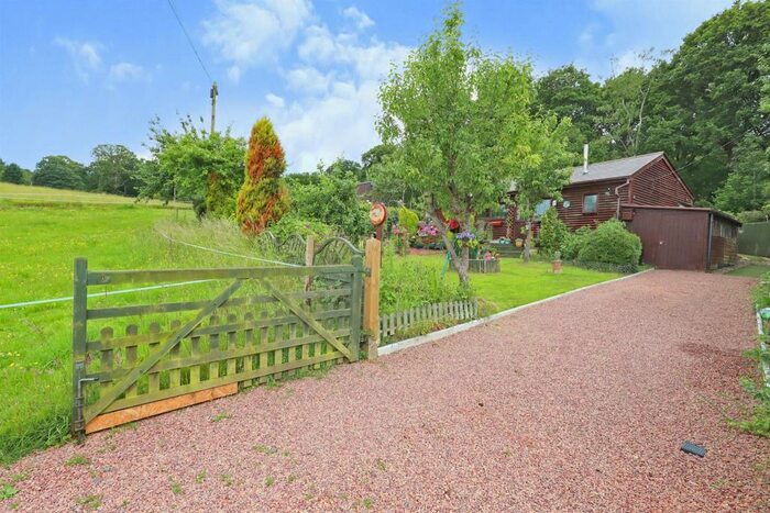 2 Bedroom Lodge For Sale In Hawkbatch, Bewdley, DY12