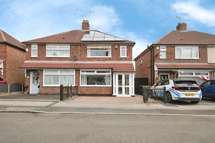 2 Bedroom Semi Detached House For Sale In Hanbury Road, Chaddesden, Derby, DE21