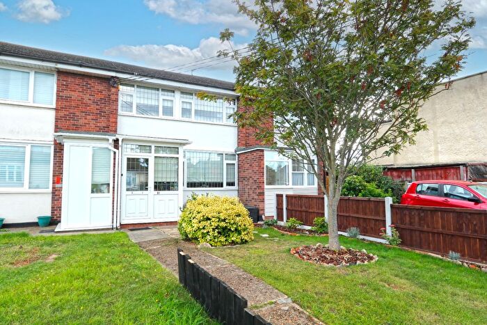 3 Bedroom Terraced House For Sale In Castle Lane, Hadleigh, Essex, SS7