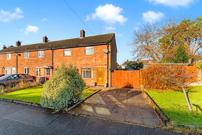 2 Bedroom Town House For Sale In Rose Hill Drive, Bromley Cross, Bolton, BL7