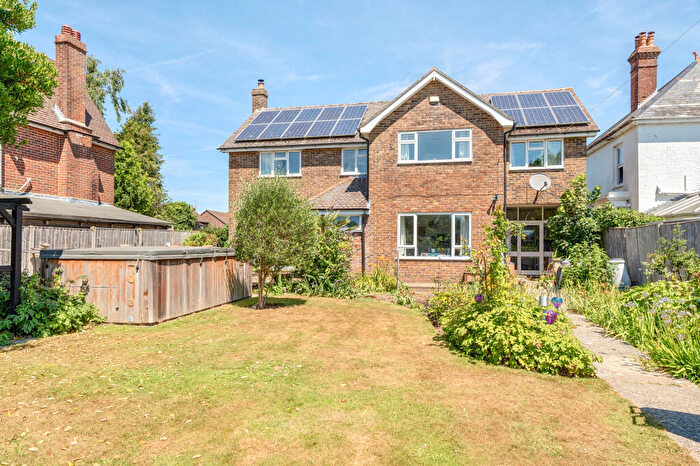 4 Bedroom House For Sale In Main Road, Emsworth, PO10