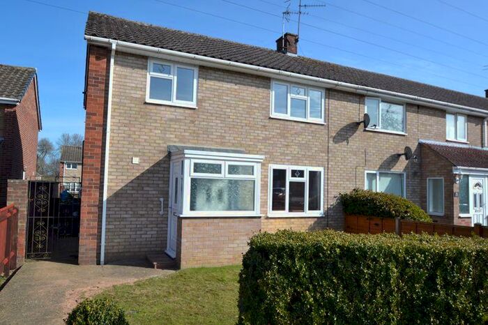3 Bedroom Semi-Detached House To Rent In Wimbourne Walk, Corby, NN18