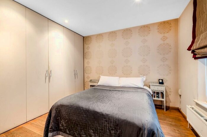 1 Bedroom Flat To Rent In Willow Road, Hampstead, London, NW3