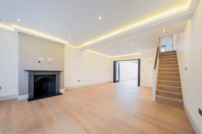 5 Bedroom Terraced House To Rent In Musard Road, London, W6