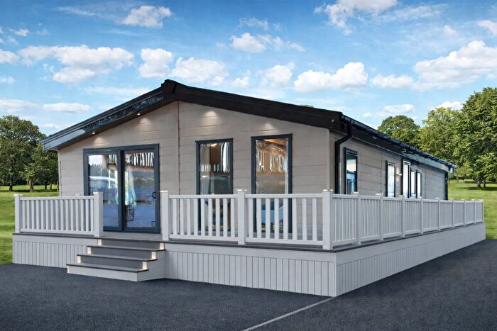 2 Bedroom Lodge For Sale In Gilberdyke, East Riding Of Yorkshire, HU15