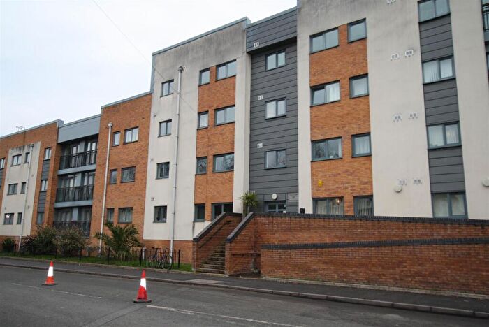 2 Bedroom Apartment To Rent In The Gallery, Moss Lane East, M14