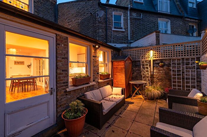 2 Bedroom Maisonette To Rent In Filmer Road, Munster Village, SW6