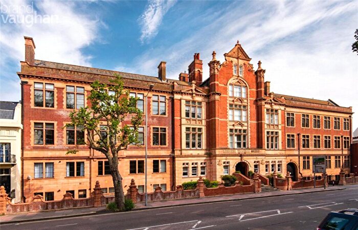 2 Bedroom Flat To Rent In Richmond Terrace, Brighton, BN2