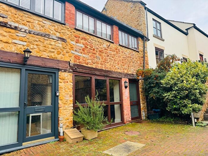 1 Bedroom Terraced House For Sale In Fore Street, Castle Cary, BA7