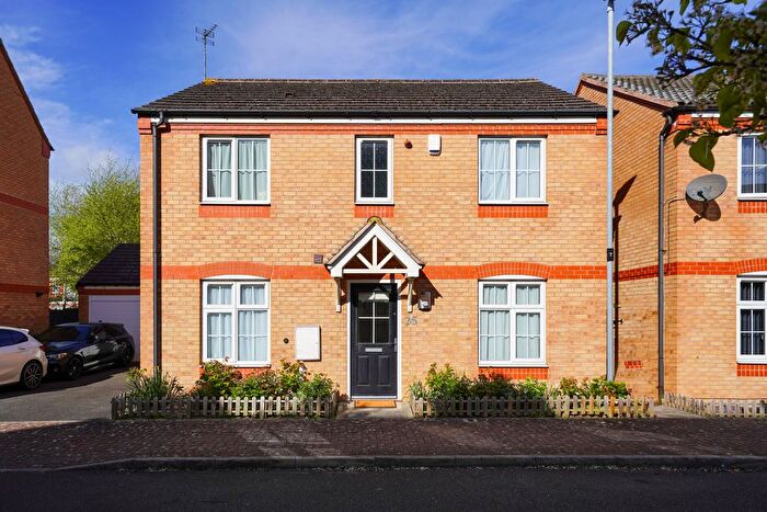 4 Bedroom Detached House For Sale In Clover Way, Syston, Leicestershire, LE7