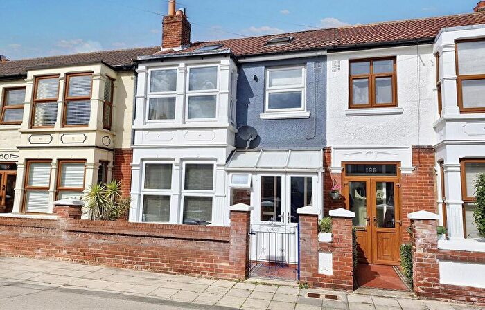 4 Bedroom Terraced House For Sale In Hayling Avenue, Portsmouth, PO3