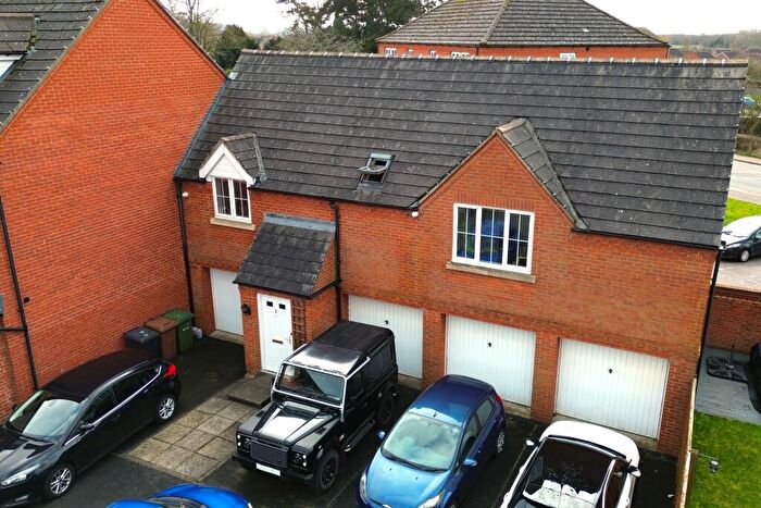 2 Bedroom Flat For Sale In Madden Close, Lincoln, LN1