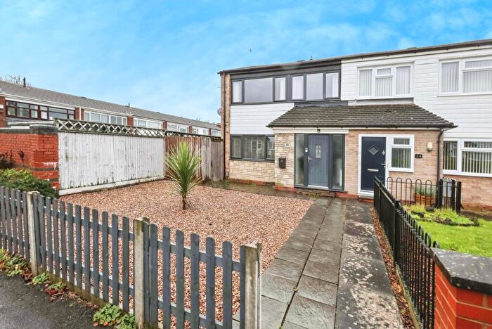 3 Bedroom End Of Terrace House For Sale In Morar Close, Birmingham, West Midlands, B35